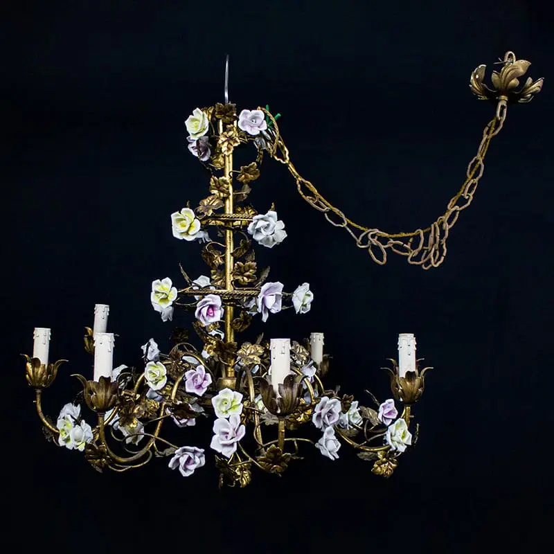 Lampadario in metallo dorato con roselline in porcellana – Primi ‘900 - immagine 9