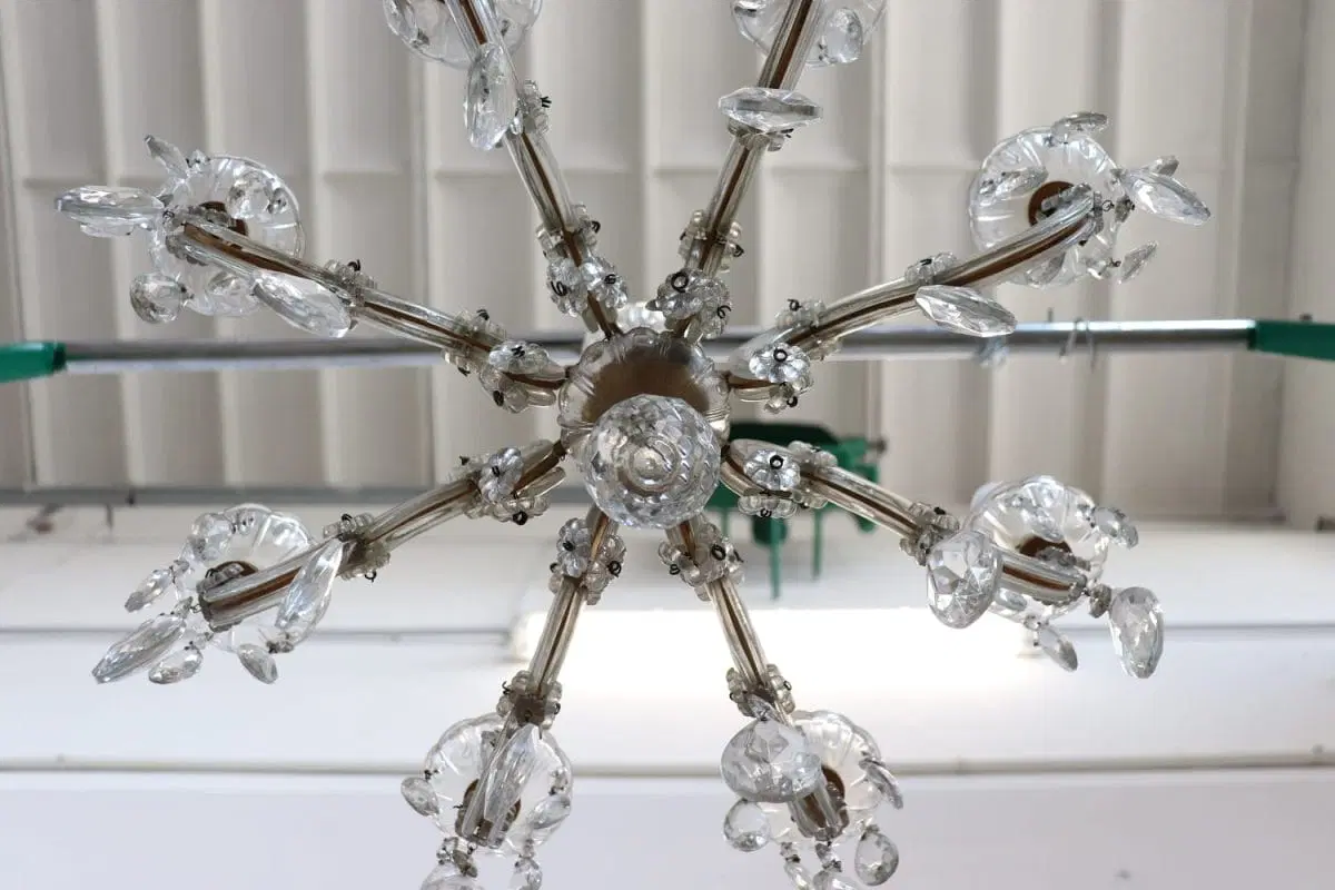 Lampadario antico Maria Teresa in cristallo otto luci Secolo XIX - immagine 6